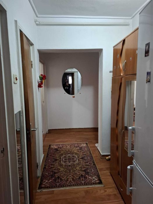 Apartament 3 camere,etaj 3/4 ,zona Gării