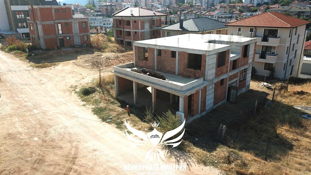 Продава се Къща в Асеновград - 391 кв.м за 550 €/кв.м - Снимка #8