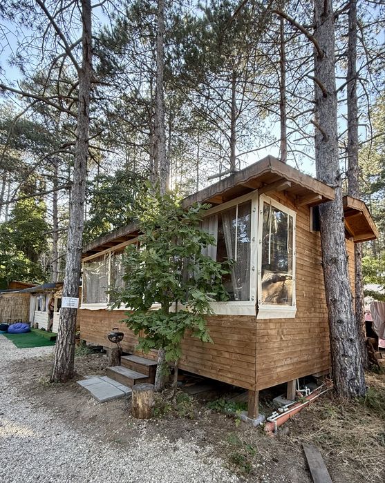 Каравана Escape под наем за Сезон 2026 къмпинг Созопол Еко