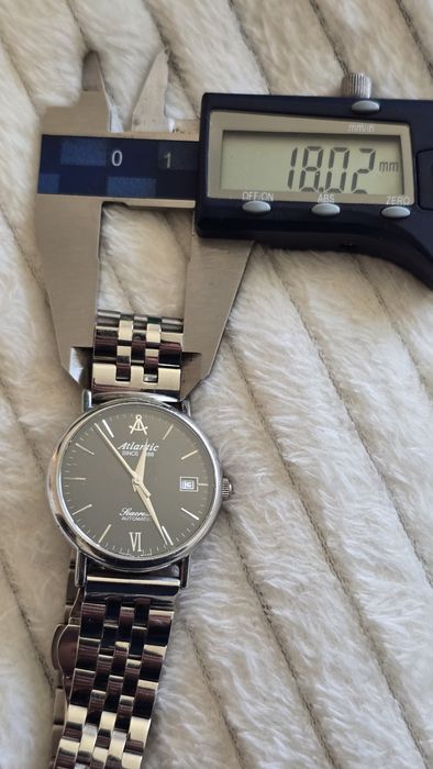 Часовник автоматичен Atlantic