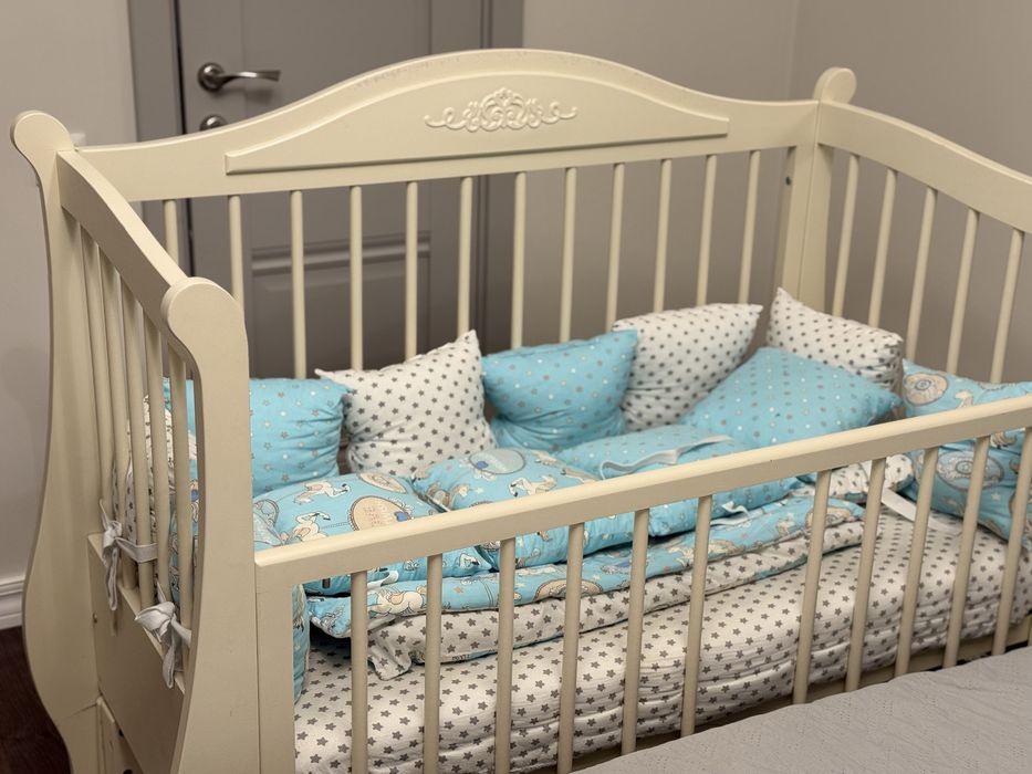 Детская кровать качалка