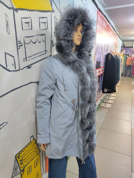 Продам парку!Новая