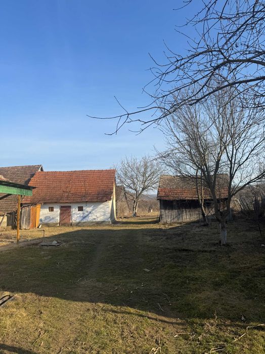 Casa cu teren 8150 mp intabulat si cadastrat