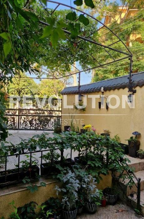 Двустаен апартамент  в гр.Варна, м-т Траката!