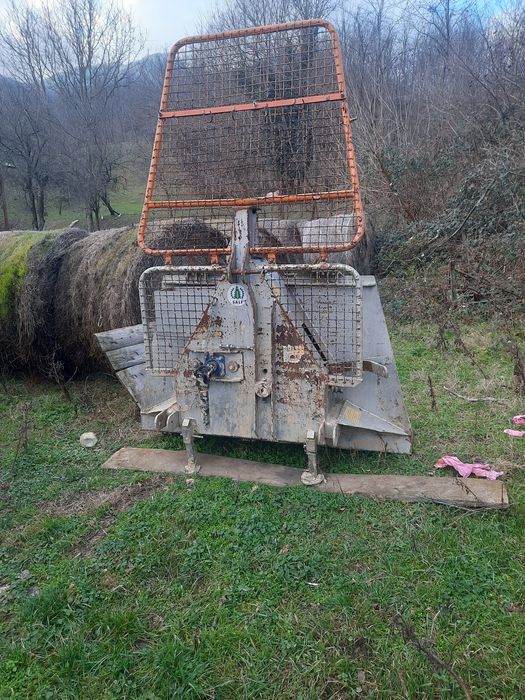 Troliu forestier 8 tone pentru tractor