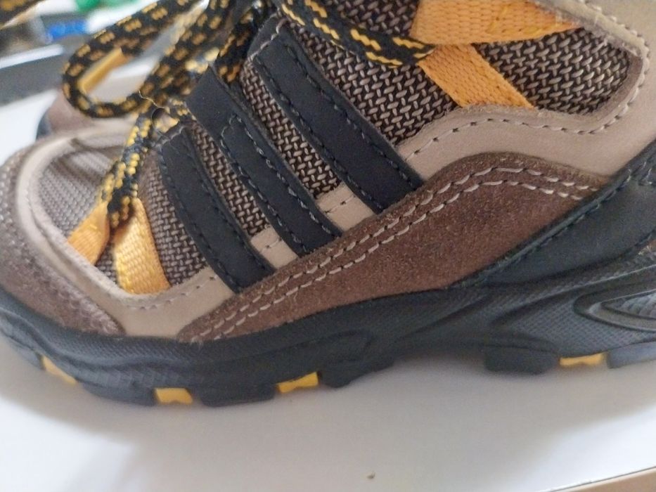 Зимни Adidas 25 номер