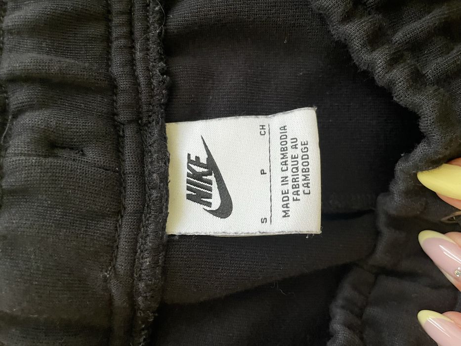 Nike Tech Fleece долнище – черно, размер S