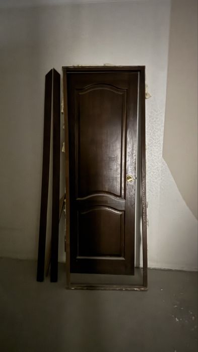 Продам двери б/у