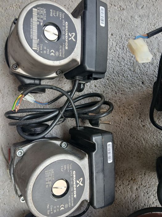 Pompe de recirculare Grundfos