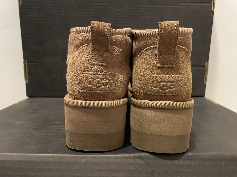 Ugg mini cu platformă, mărimea 38