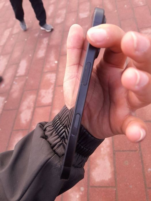 Iphone 16 sotiladi