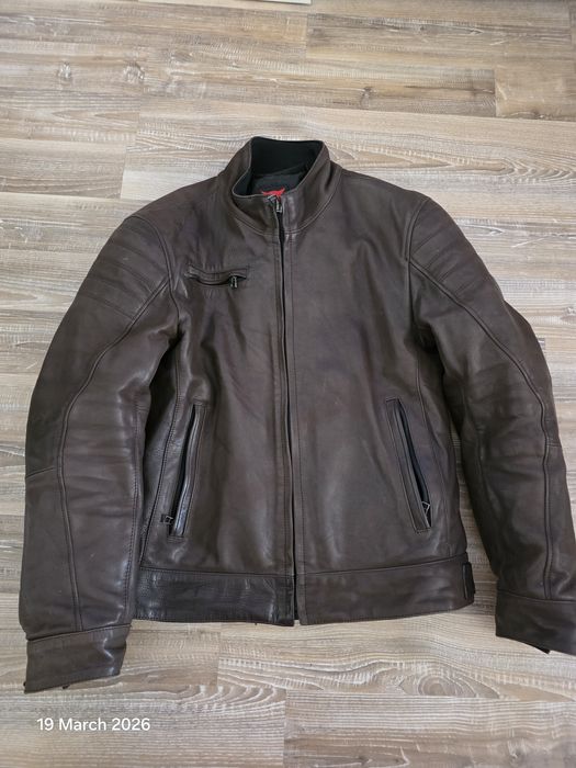 Geaca piele Dainese originala marimea 48 cu protectii