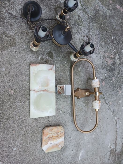 Set pt baie respectiv candelabru,suport prosop ,suport pahare etc