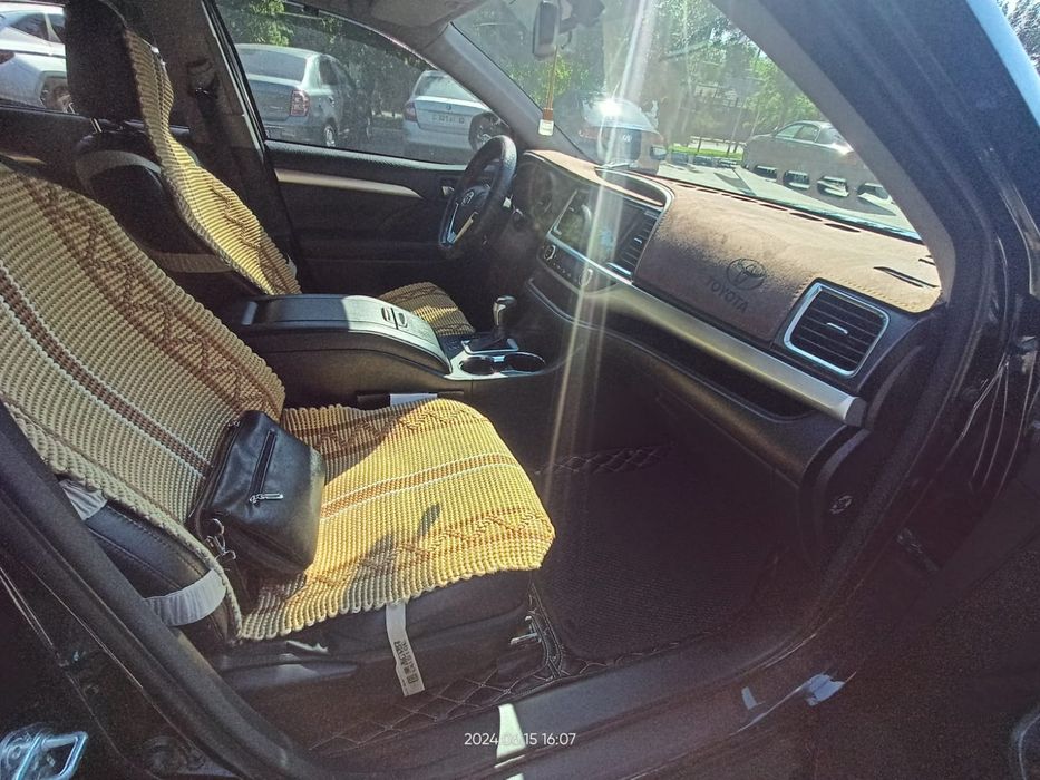 Накидка на панель Тойота хайландер