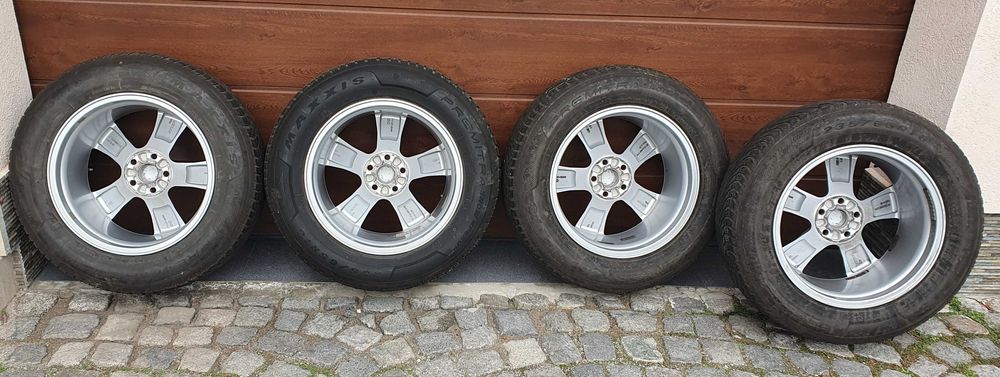 Оригинални джанти за  Лексус 18" 5x114  с гуми Maxxis 235/65 R18