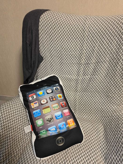 Подушка iPhone 40см×25см