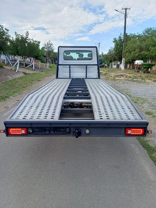 Renault Mascott Autoplatforma