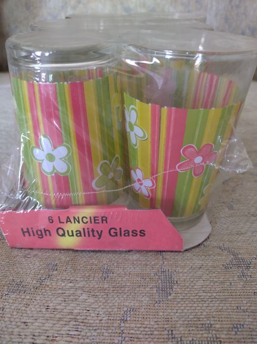 Нови стъклени чаши