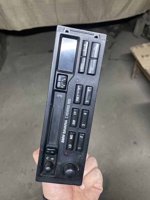 Оригинальный Магнитафон БМВ Е34