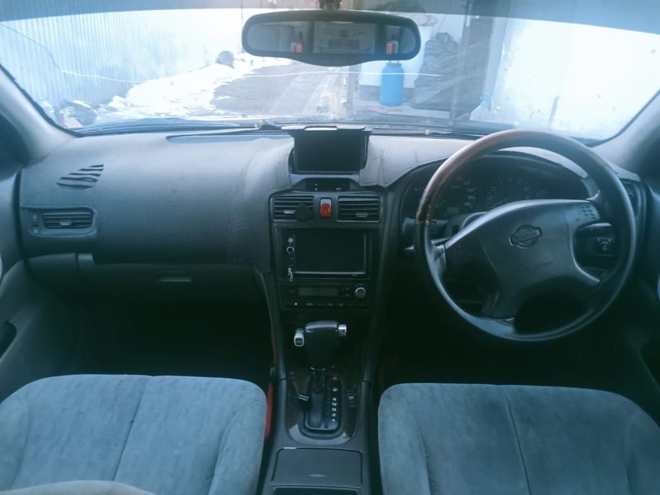 Продам Нисан Цефиру