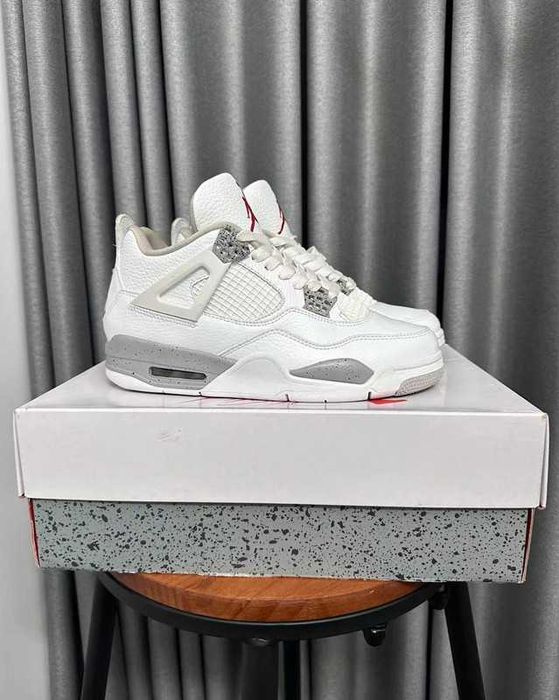 Jordan 4 Retro White Oreo 40-44
