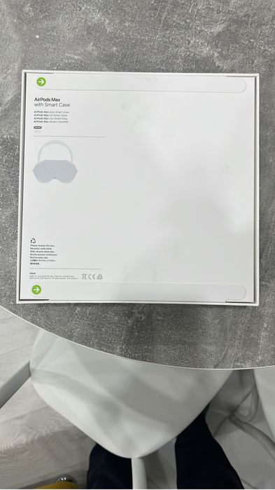 Apple AirPods Max синии