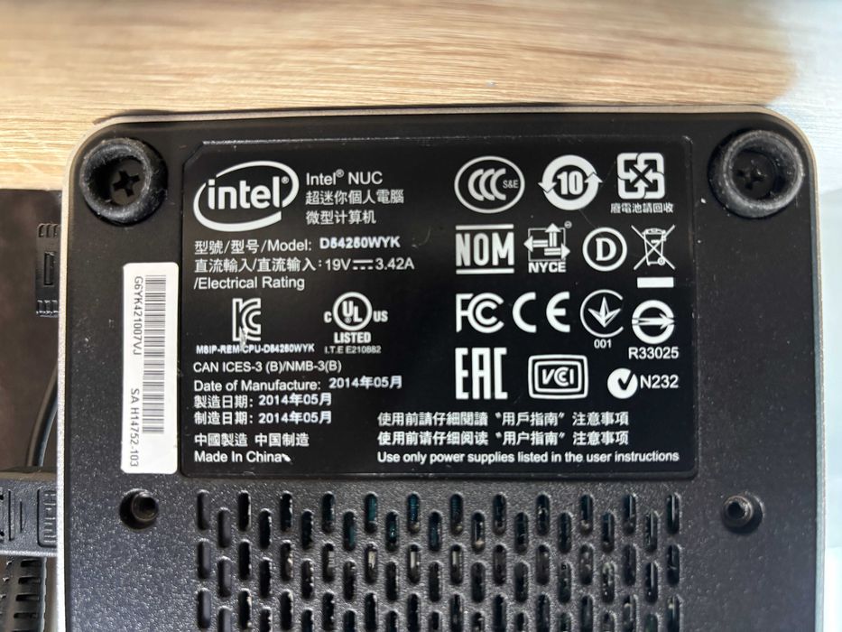 Mini PC Intel NUC D54250WYK - i5, 6GB RAM, 120GB SSD