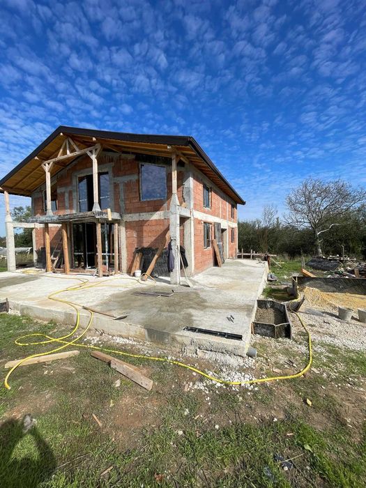 КОРЕКТ СТРОЙ Чисто нов Покрив 100 евро к.м2