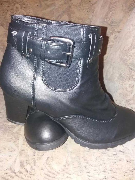Botine de dama  noi