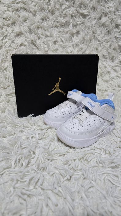 Jordan Max Aura 5 marime 21