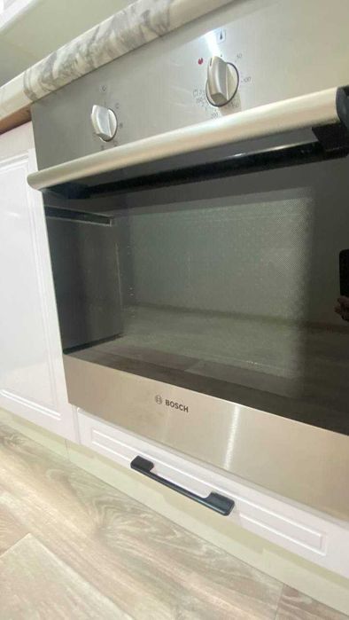 Продам трешку в ЦЕНТРЕ (Собственник)