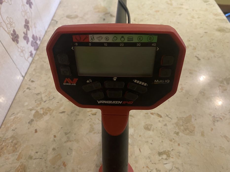 Металоискатель MINELAB VANQUISH 540