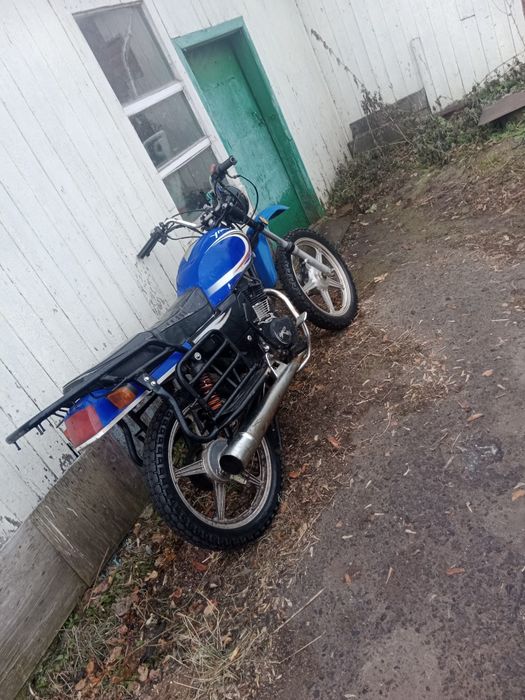 Продам мотоцикл марки "Yaqi 200"