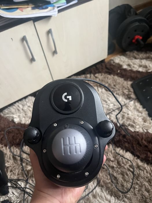 Vand volan gaming logitech g29 (volan,pedale,schimbator )