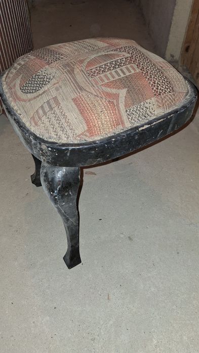 Старинни кресла за реставрация