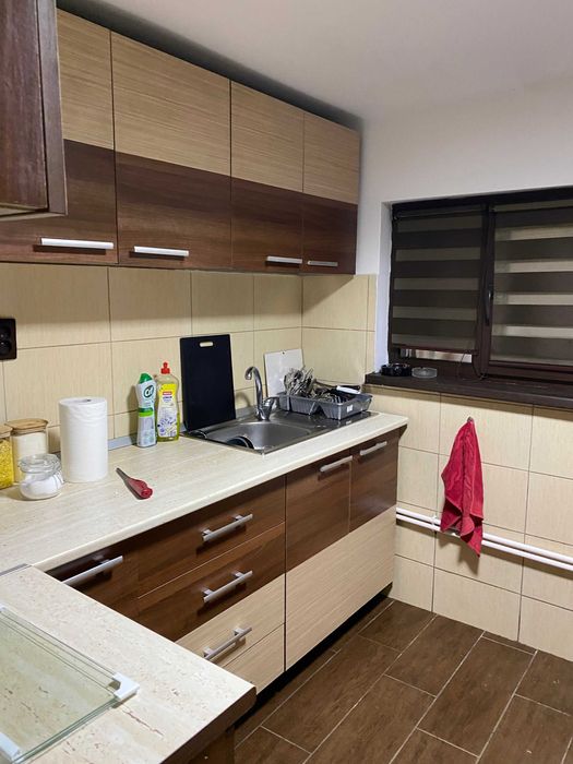 Cabana Statiunea Parang- 5 CAMERE / 2 BAI- utilata si mobilata complet