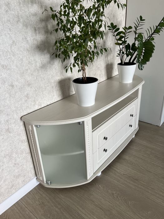 г.Семей. Продам, тумба под ТВ