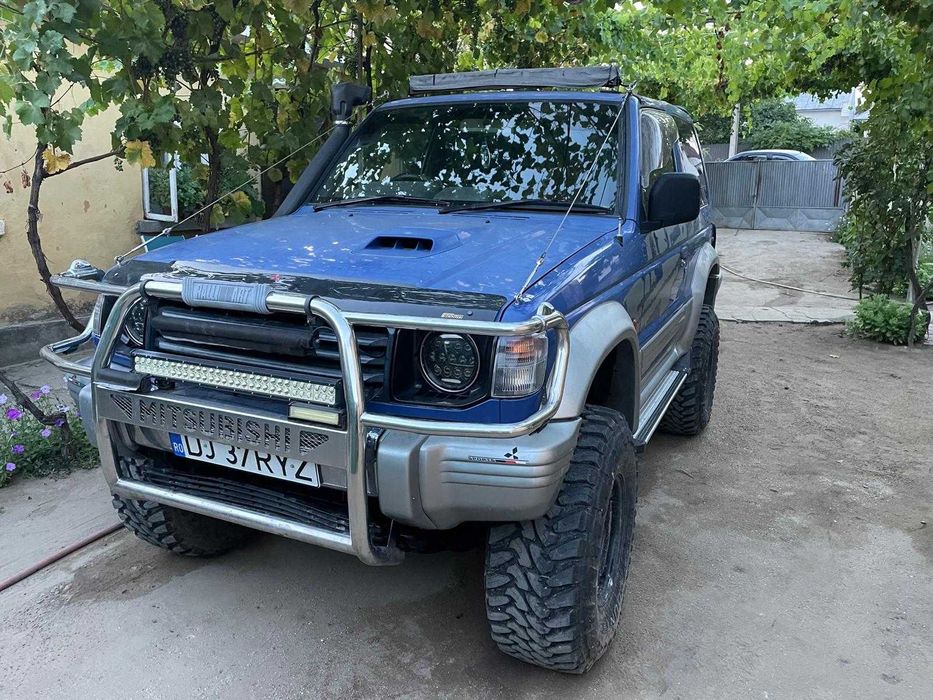 Vand Mitsubishi Pajero