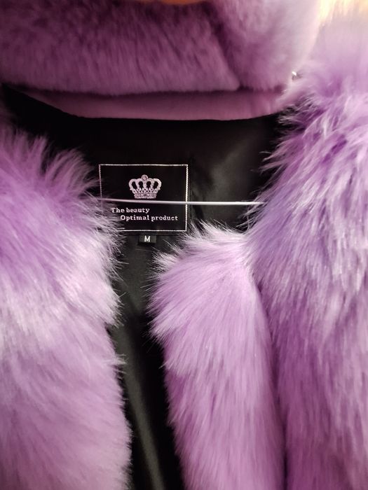 Haină de blană lila