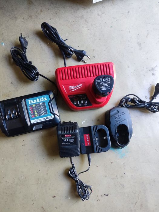 Vând încărcătoare diferite tipuri si modele