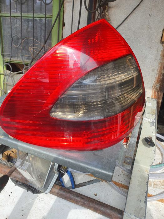 Заден ляв стоп за Mercedes w211 E klass