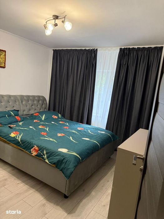 Apartament 4 camere, Pitesti, strada Dacia