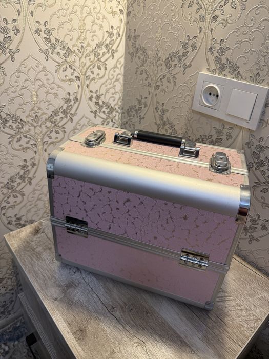 Органайзер для косметики и маникюра и прочее