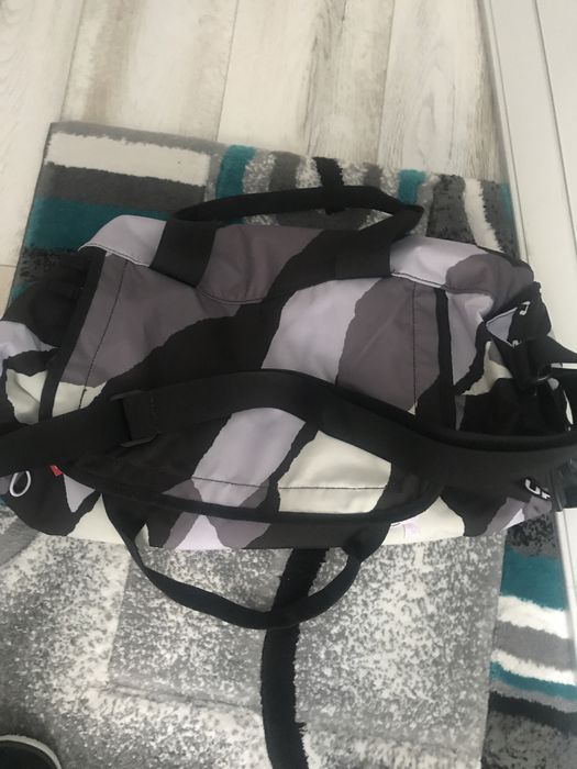 Geanta umar sport - underarmour