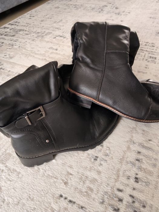 Продам женскую обувь