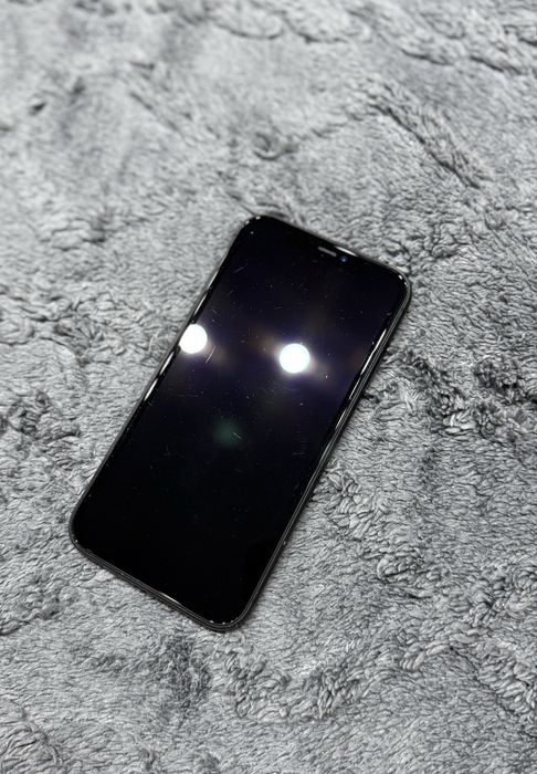 Айфон 11 64ГБ емкость батареи 69%