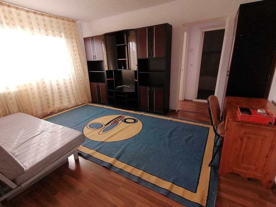 Inchiriez apartament pe strada Aviatorilor