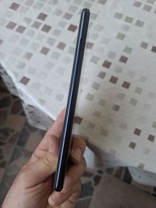Продавам  Samsung A 51