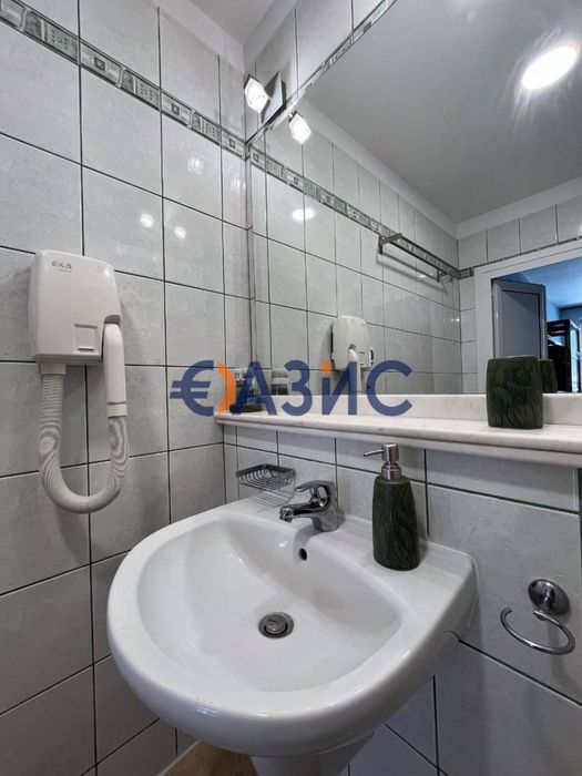 Продава се Едностаен апартамент в к.к. Слънчев бряг - 37 кв.м за 772 €/кв.м - Снимка #6