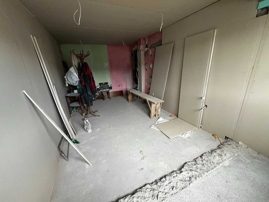 Продава се Тристаен апартамент в Габрово, Център - 117 кв.м за 279 €/кв.м - Снимка #1